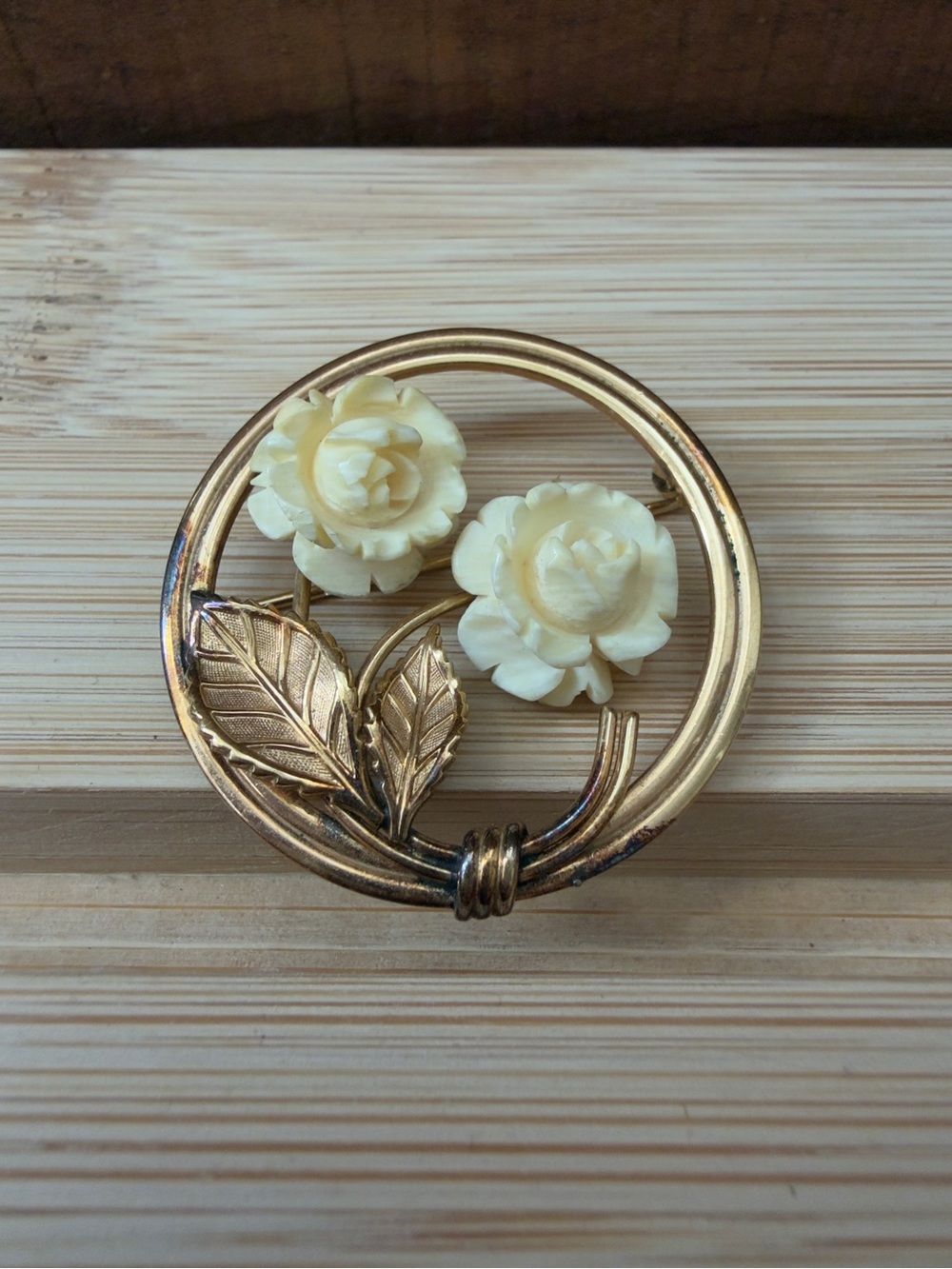 Vintage Van Dell 1/20 12k gold filled floral broach 1.5”